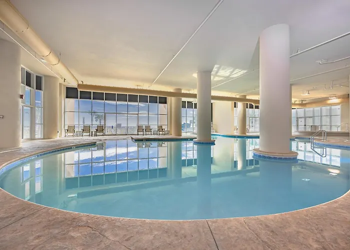 Phoenix Gulf Towers 2702 Apartment